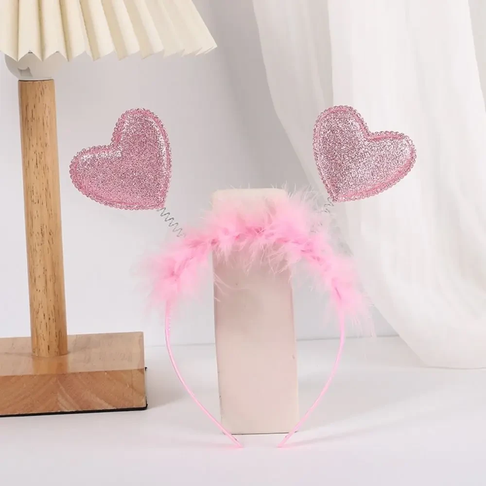 Diadema Rosada Claro con corazones's foto | Decorando Sueños |  BizneCubano
